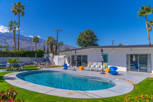 Palm Springs Casa | The Portrait House A Mid Century Hangout