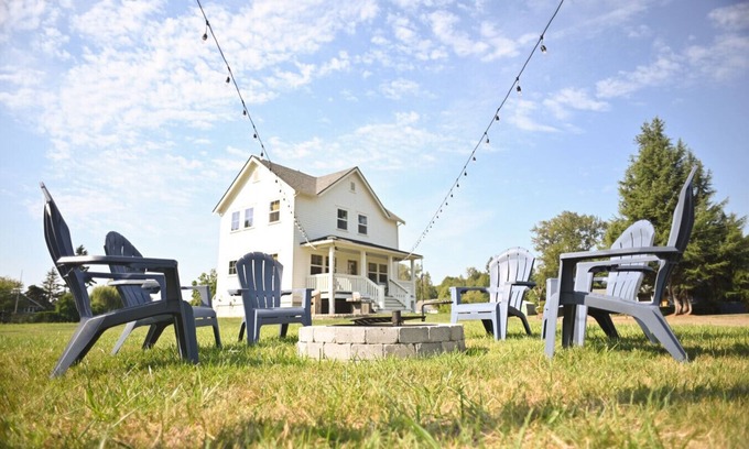 Snohomish Apartamento | a Fresh Farmhouse near downtown Snohomish