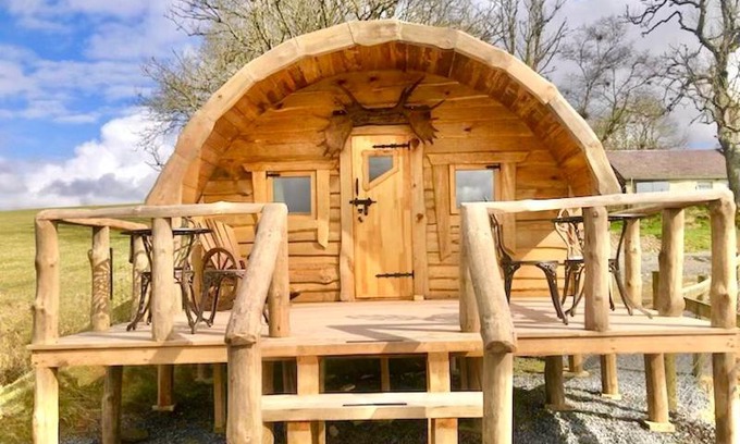 Bontnewydd Cabina | The Prancing Moose