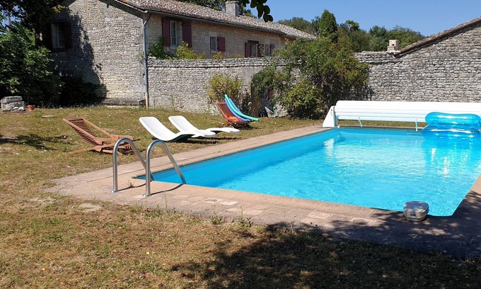Luze Villa | El Priorato, propiedad encantadora en Touraine