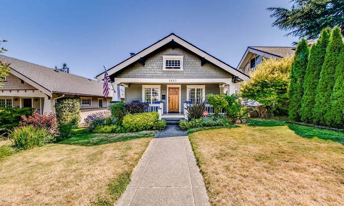 North End Casa | The Proctor House: North End, Old Town, Ruston