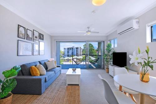 Nundah Apartamento | 'The Provincia' A Contemporary Inner-City Abode