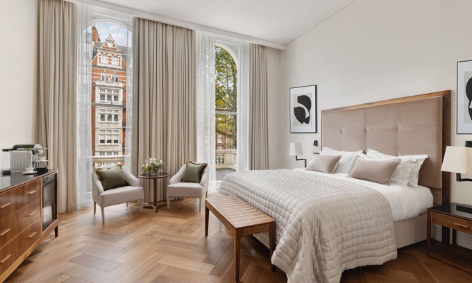 Queen's Gate Hotel | The Queen's Gate Hotel