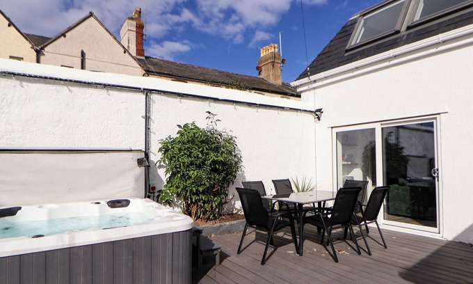 Llandudno Cabaña | The Railway Cottage