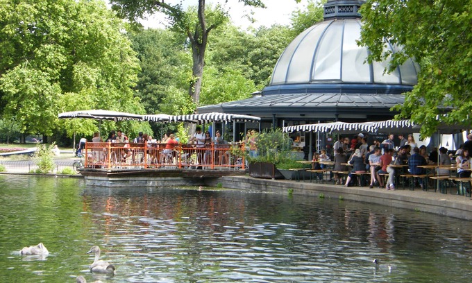 Stratford and New Town Hotel | The Railway Tavern Hotel