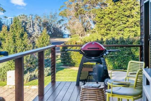 Bawley Point Casa | The Rainbow Lorikeet Verandah