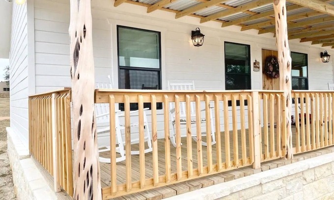 Fredericksburg Cabina | The Ranch@Fredericksburg - The Blue Bonnet - 2BD/2BA