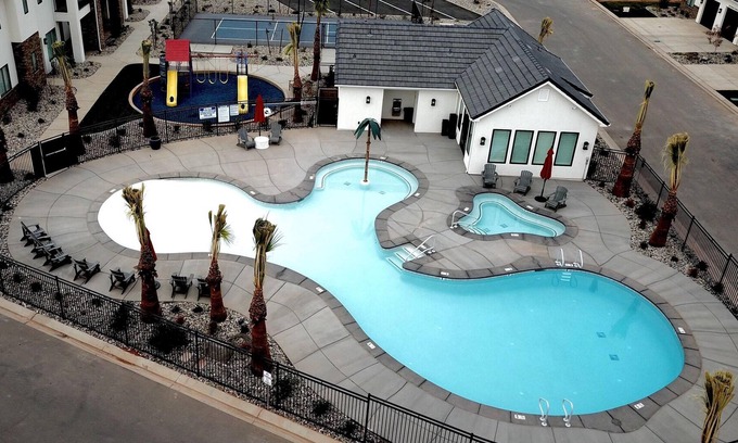 Washington Fields Casa | The Ranch House by Freedom Vacation Rentals