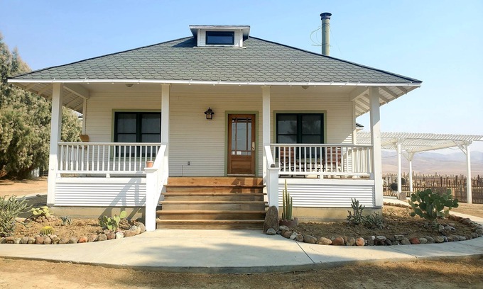 Paicines Casa | The Ranch House, near Mercy Hot Springs.