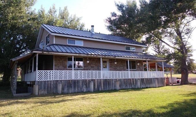 Alton Casa | The Ranch House Retreat