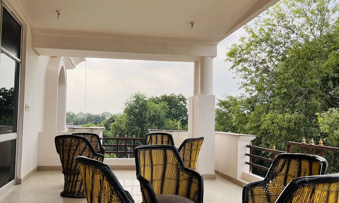 Sawai Madhopur Hotel | THE RANTHAMBHORE HERITAGE