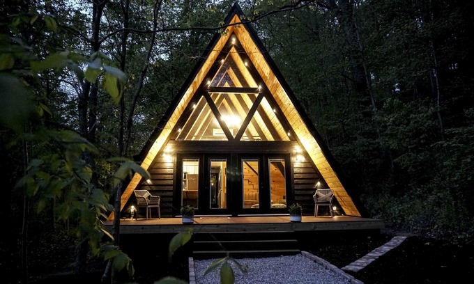 Nelsonville Cabina | The Raven A-Frame - Modern Woodland Retreat near Hocking Hills and OU Campus