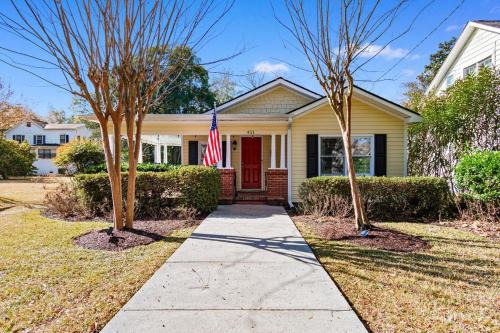 Georgetown Casa | The Red Door House in Historic Georgetown