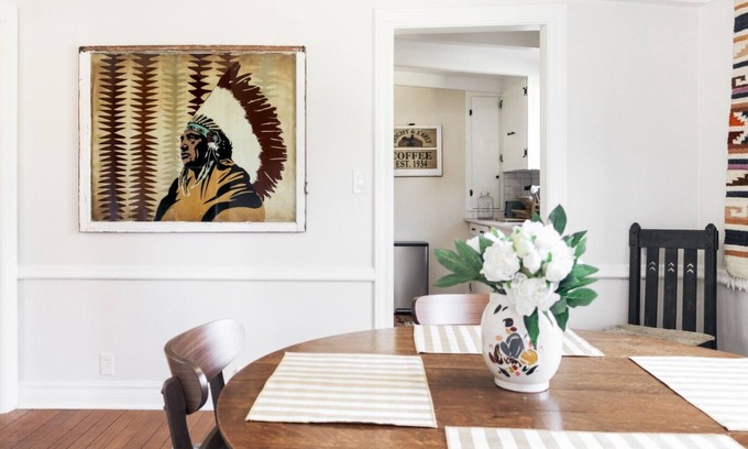 Central Oklahoma City Casa | The Red Rock Cabin