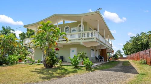 Rincon Apartamento | The Reef 1 walking disntance to Steps Beach