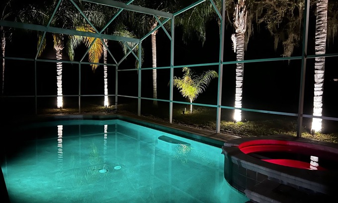 Clermont Casa | The Relaxing Pool Home