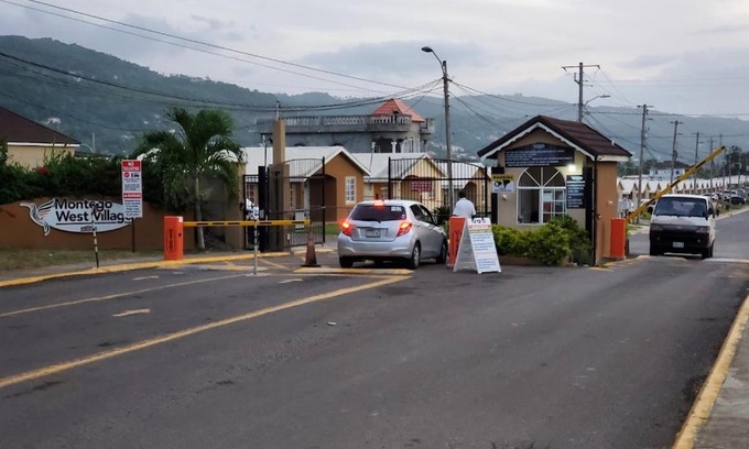 Montego Bay Casa | The Rest Stop- Gated Community-24 Hrs Security