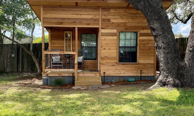 Boerne Cabina | The Retreat at Hill View