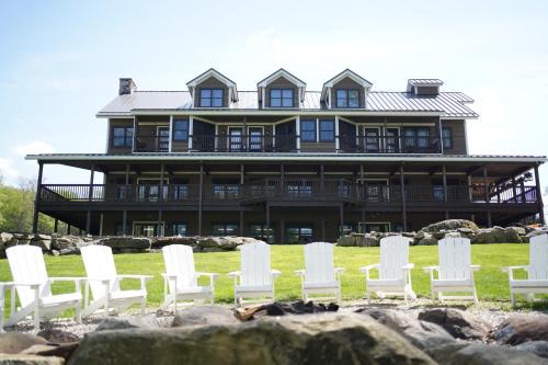 Norwich Lake Cabina | The Retreat At Norwich Lake