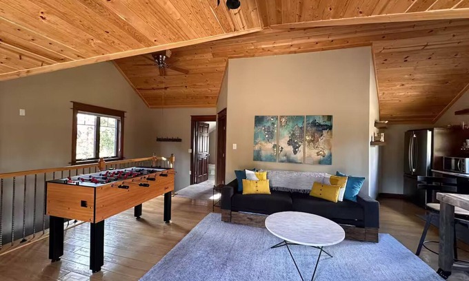 Granby Apartamento | The Retreat - minutes from world class skiing and biking at Winter Park Resort