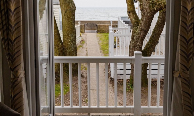Mudeford Cabaña | The Retreat, Sandhills Holiday Park by the beach in Mudeford