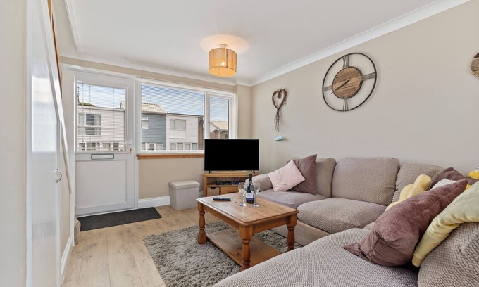 Pembroke Chalet De Esquí | The Retreat - Short walk from beach, parking