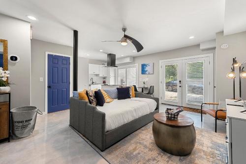Sylvan Hills Apartamento | The Rhitreat, Studio, 10 Min Downtown & Airport
