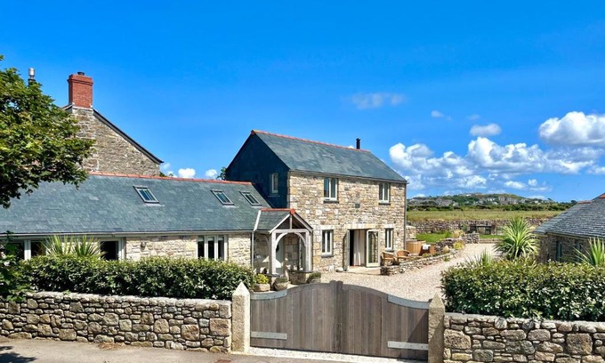 St Just Casa | The Riblows, Cape Cornwall