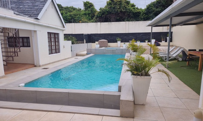 Umhlanga Casa | THE RIDGE INN