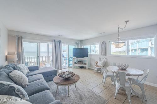 Kure Beach Casa | The Riggings H2