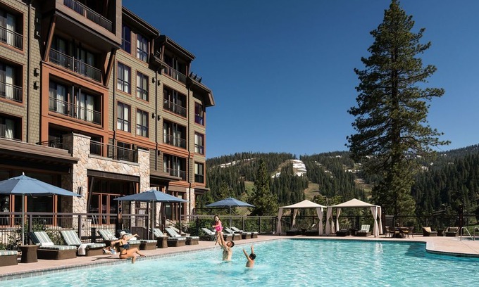 Truckee Apartamento | The Ritz-Carlton, Lake Tahoe 3 bedroom/ 3 1/2 bathroom