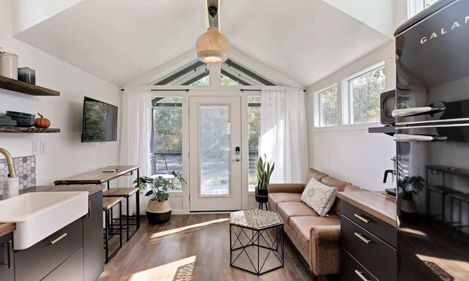 Greenville Casa | The River Birch Tiny House on the Saluda River