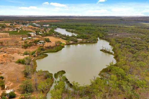 Gordon Casa | The River Block