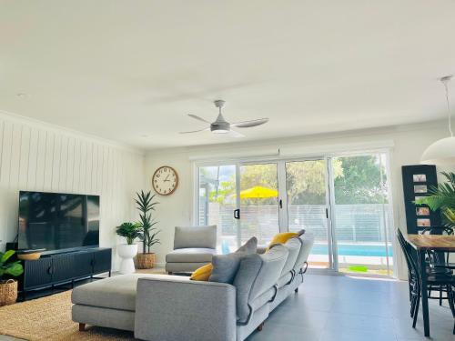 Tweed Heads Casa | The river retreat with pool
