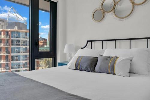 Eau Claire Apartamento | The Riverlight Den DT Comfort & Amazing City Views