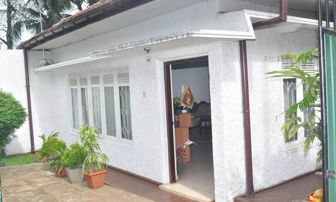 Kandy Casa | The Rock Bunglow