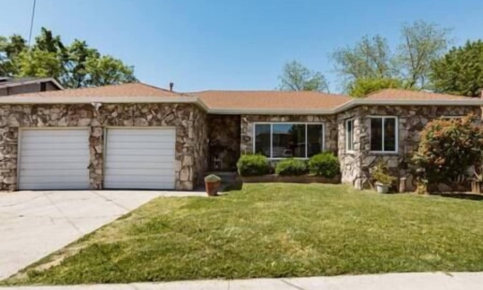 Yuba City Casa | The Rock House Yuba City