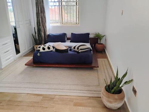 Entebbe Apartamento | The Rocky Apartment lumuli