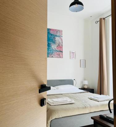 Frattamaggiore Cama Y Desayuno | The Roof Garden - Bed&Breakfast