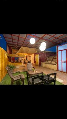 East of Kailash Cama Y Desayuno | The Rooftop Hideout