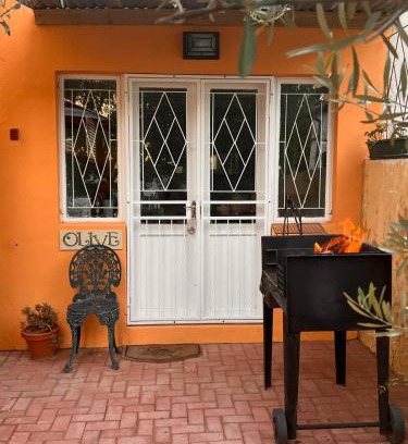 Cradock Casa | The Rose and Olive