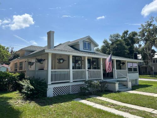Umatilla Casa | The Rose on Lakeside
