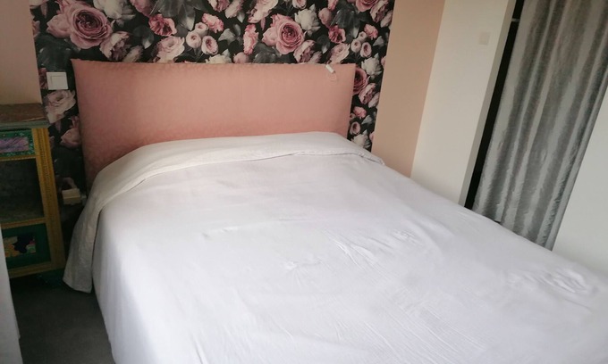 Saint-Paul-en-Born Cama Y Desayuno | The Rose Room