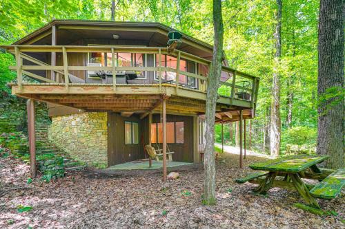 Hendersonville Casa | The Round House - Treetop North Carolina Cabin!