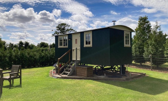 Coldingham Casa | The Rowan Shepherds Hut