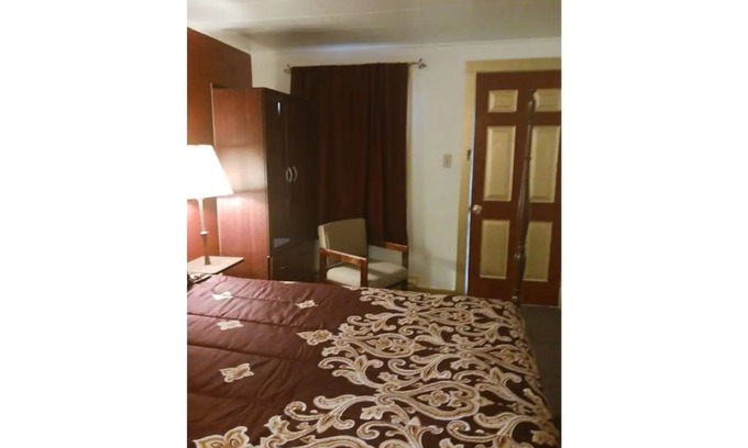 Ste Genevieve Casa | THE ROYAL ROOM at THE INN