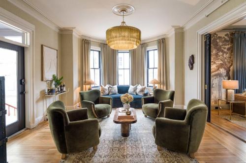 Newport Casa | The Royce - Two Luxury Family Homes in Downtown Newport