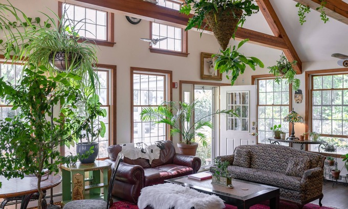 North Eastham Casa | The Rugosa Guest House