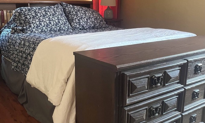 Arlee Casa | The Russian Olive Homestead