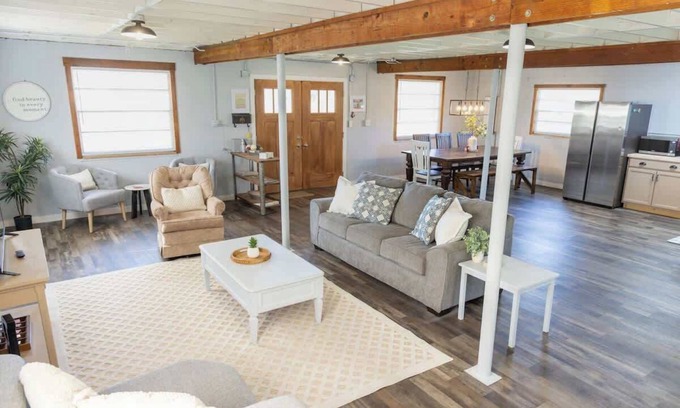 Plant City Apartamento | The Rustic Reed Barn